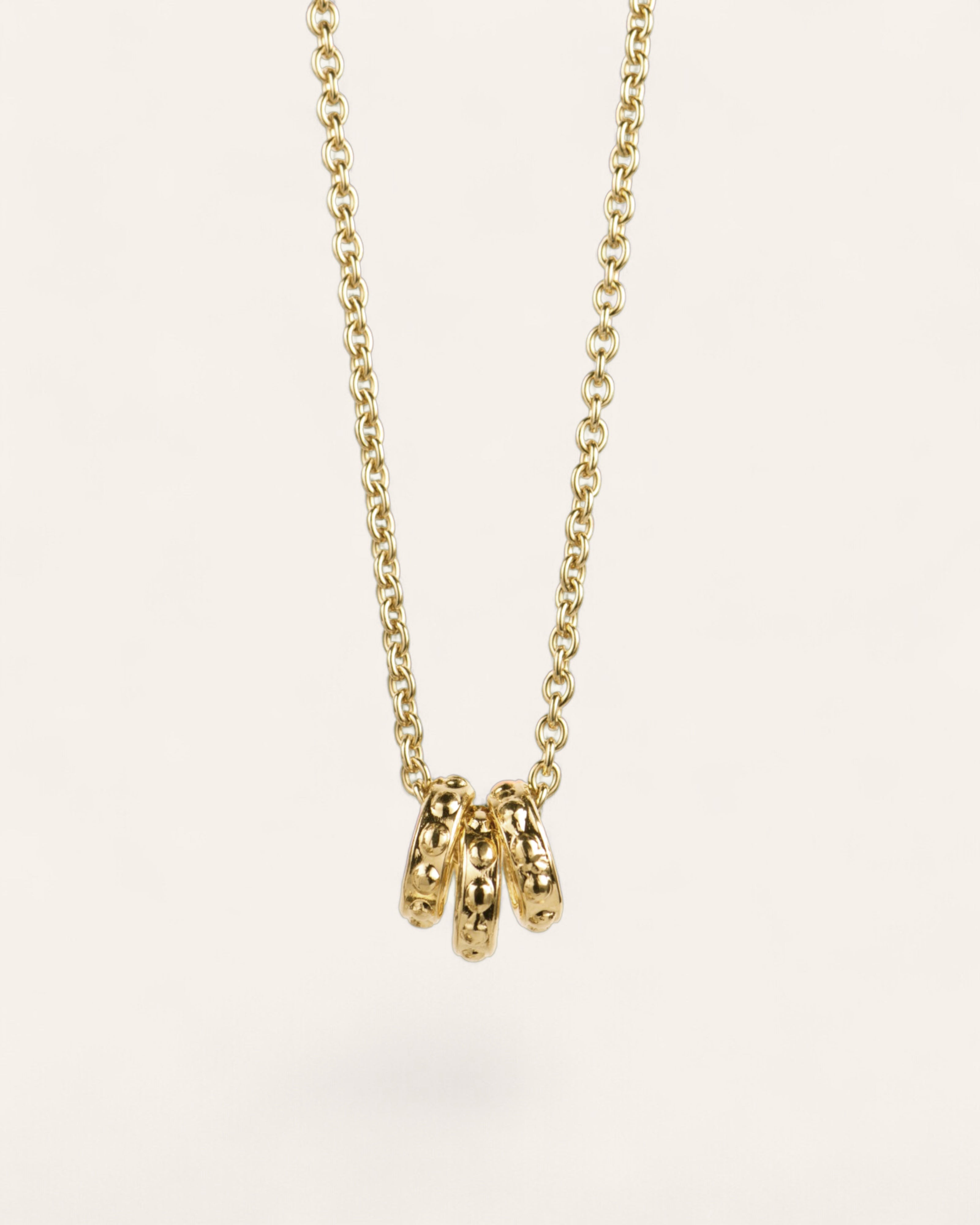 Collar de 3 Anillos Bella Bañado en Oro 24k